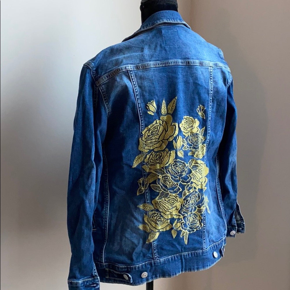 Lularoe Denim Floral embroidered jean jacket small